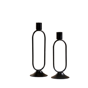 Nouveauté : Bougeoir en aluminium noir lisse fait à la main, décoration vintage pour la maison, Noël, imperméable, durable, lampe à pilier - Product Image 1