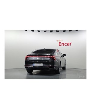 สำหรับรถยนต์ Kia K8 3.5 เบนซิน ขับเคลื่อน 2 ล้อ เกียร์อัตโนมัติ รุ่นเดือนกรกฎาคม 2022 วิ่ง 71,428 กม. พวงมาลัยซ้าย - Product Image 4