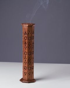 Brûleur d'encens en bois durable, conçu pour une utilisation à long terme, avec un corps robuste et une finition soignée - Product Image 2