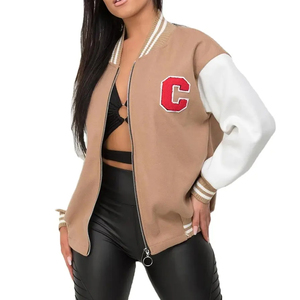 Chaqueta Varsity de Mujer a la Moda, Color Beige con Mangas Blancas, Logotipo C Rojo, Botones Cubiertos, Cuello Camisero, Manga Larga, Algodón para Otoño - Product Image 3