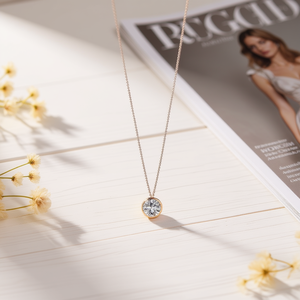 Collana in acciaio inossidabile Pisces con ciondolo con diamante per gioielli da donna alla moda - Product Image 3