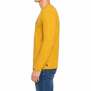 Camiseta térmica de manga larga de calidad premium, ligera y aislante para entrenamiento en clima frío, viajes y uso diario. - Product Image 2