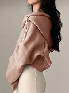 เสื้อฮู้ดครอปสีชมพูสำหรับผู้หญิง ผ้าฝ้ายบุขนด้านใน ทรงหลวมไหล่ตก สไตล์สตรีทแวร์ เป็นมิตรกับสิ่งแวดล้อม รับผลิตโลโก้ตามสั่ง ผลิตจำนวนมาก - Product Image 3