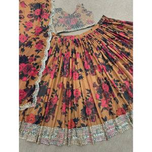 Lehenga Choli de soirée de créateur avec imprimé numérique, taille 2XL - Product Image 3