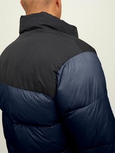 Wholesale <b>Men</b> Puffer Jacket Padded Bubble Puffer Jacket High Quality Polyester Fabric Made <b>Men</b> Puffer Jackets - Product Image 3