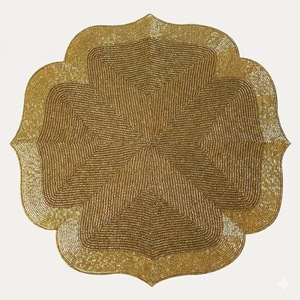 แผ่นรองจานทรงกลมประดับลูกปัด งานแฮนด์เมด ดีไซน์ลูกปัด โดย Saro Lifestyle รุ่น Shamrock Coquette Bow ใช้ได้ทั้งเป็นแผ่นรองจานหรือแผ่นรองโต๊ะ - Product Image 4