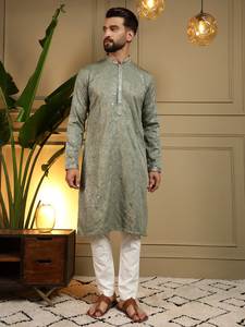 Pyjama Kurta en coton Khadi lourd de qualité supérieure pour homme Vantara avec broderie ethnique et travail au miroir, et Chudidar semi-coton pour tenue de mariage - Product Image 2