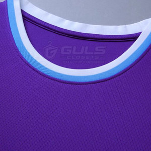 Uniformes de basket-ball pour hommes personnalisés, respirants, à séchage rapide, de haute qualité, 100% polyester, avec coutures invisibles et options personnalisées - Product Image 4