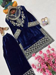 Ensemble Kurta Palazzo en velours pur brodé à manches longues, style tendance, robe/tenue de soirée, costumes Punjabi pour femmes - Product Image 4