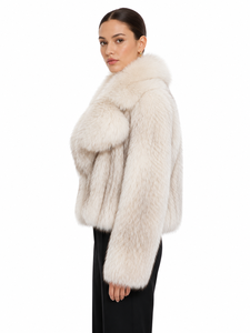 Veste en fausse fourrure ivoire de luxe pour femme avec col châle en peluche surdimensionné – Manteau d'hiver en fausse fourrure douce de qualité supérieure, design élégant - Product Image 2