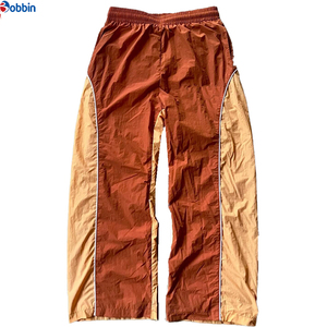 Pantalones Deportivos de Moda Personalizados, Pantalones Deportivos de Nylon con Diseño de Bloques de Color Personalizados, Corte Holgado y Pierna Ancha para Hombre - Product Image 4