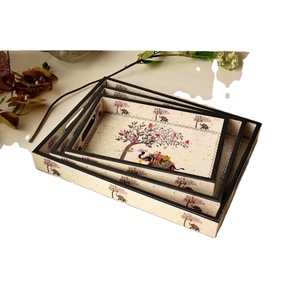 Plateau multifonction classique en MDF bois fait main avec impression émaillée - Plateau unique durable pour la décoration intérieure, la vaisselle et le rangement alimentaire - Product Image 1