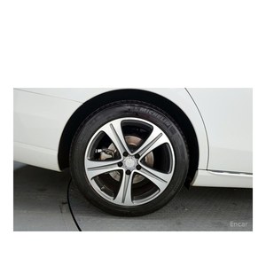 เมอร์เซเดส-เบนซ์ อี-คลาส อี300 อาวองต์การ์ด อินเทลลิเจนท์ ไดรฟ์ ปี 2017 ระยะทาง 64,368 กม. มาตรฐานไอเสียยูโร 5 พวงมาลัยซ้าย - Product Image 5