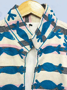 เสื้อแจ็คเก็ตปักมือผ้าฝ้ายลายเป็ดพรีเมียม |   เสื้อแจ็คเก็ตบอมเบอร์แขนยาวสไตล์ชาติพันธุ์สำหรับทุกเพศ - Product Image 2