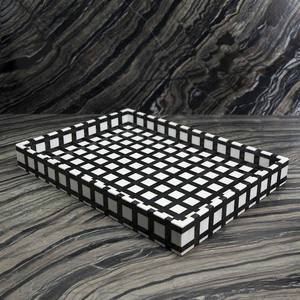 ถาดเสิร์ฟเรซิ่นสีขาวและสีดำคุณภาพพรีเมียม งานฝีมืออินเดีย ดีไซน์ฝังลายอย่างประณีต ดูหรูหราเป็นธรรมชาติ คอลเลคชั่นงานแฮนด์เมด - Product Image 4