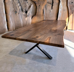 Table à manger de luxe en bois massif avec base métallique robuste, design contemporain, 6 places, pour appartement, hôtel, villa, maisons modernes, rectangulaire - Product Image 1