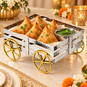 Bandeja Rectangular de Acero Inoxidable Martillado Estilo Rickshaw para Servir Frutas y Nueces, Plateada con Ruedas Doradas - Product Image 4