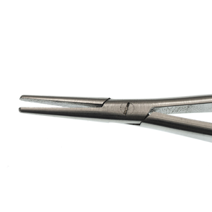 Portaagujas Castroviejo de 5 1/2 Pulgadas Recto con Retenedor, Instrumento de Sutura Microquirúrgica de Acero Inoxidable Liso - Product Image 2