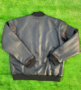 Chaqueta bomber varsity de cuero genuino de vaca para hombre y mujer, chaqueta varsity con cremallera de cuero, cálida para el invierno, estilo urbano, directo de fábrica. - Product Image 3