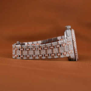 นาฬิกาข้อมือสแตนเลสสตีลหรูหราสไตล์ฮิปฮอป หน้าปัดกระจกประดับเพชรโมอิสซาไนต์ VVS เต็มหน้าปัด สำหรับผู้ชาย นาฬิกาแบบสั่งทำพิเศษ ขายส่ง - Product Image 2