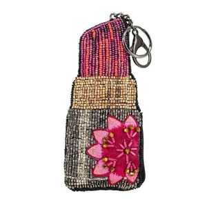 Porte-clés Perles Rouge à Lèvres, Breloque Maquillage Beauté, Accessoire de Sac Fait Main Mignon - Product Image 1