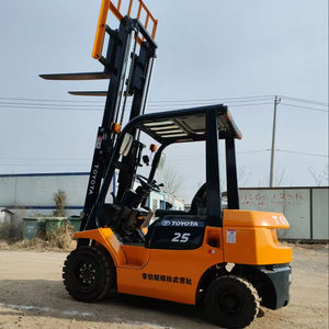 Montacargas Usado de 2.5 Toneladas con Motor Diésel y Gasolina, Marca Toyota 25, en Buenas Condiciones, Bajo Consumo de Aceite, con Características de Seguridad, Hecho en Japón - Product Image 1