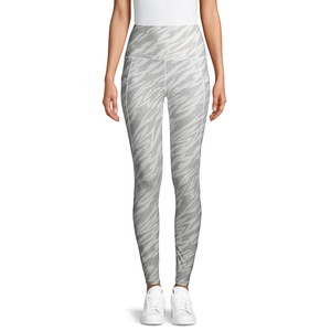 Personalizado transpirable 2025 nuevos pantalones de Yoga de cintura alta Leggings Fitness Yoga con Color sólido Scrunch Butt Leggings para mujeres - Product Image 1