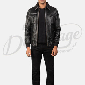 Veste en cuir véritable noire pour homme, effet vieilli, avec deux poches à rabat boutonnées sur le devant, col chemise classique et bordure côtelée - Product Image 4