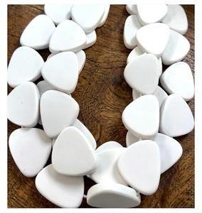 Cuentas de Resina Triangulares Estilo Boho, 10mm-30mm |   Declaración Rosa |   Caja de embalaje con orificios grandes para cuentas de cintura DIY - Product Image 2