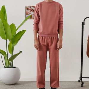 Conjuntos Deportivos Personalizados de Invierno con Capucha, 100% Algodón, Fáciles de Usar, Ropa Urbana para Hombre, Fabricante OEM ODM - Product Image 1