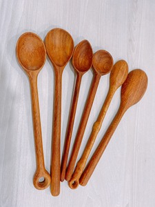 Cuillère en bois d'acacia de style campagnard de haute qualité, cuillère en bois foncé – Cadeaux écologiques pour la maison, le jardin, les ustensiles de cuisine - Product Image 1