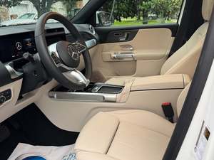 SUV coupé haute performance EQB 350 4MATIC 2025 d'occasion, propre et bien entretenu - Product Image 2