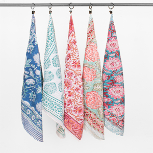 Sweat-Absorbent <b>Square</b> <b>Scarf</b> Durable Sport Wristband Neck Wrap Premium Quality Floral Pattern Cotton Multicolor Bandana - Product Image 3