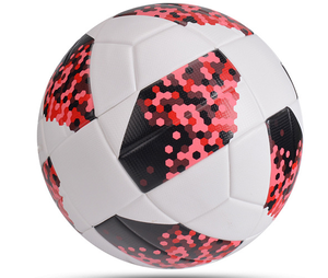Ballon de football classique taille 5 officiel 32 panneaux noir rouge blanc avec logo en caoutchouc, emballage carton moyen pour usage intérieur/extérieur - Product Image 6