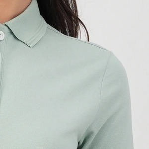 Polos personnalisés respirants à col pour femmes, vente en gros de chemises de tennis vierges pour femmes, fournisseur OEM de hauts de golf à manches courtes pour femmes - Product Image 5