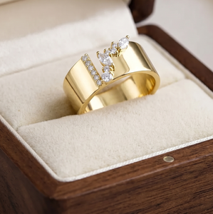 Bague de mariage asymétrique massif en or massif 10K 14K 18K avec diamants de laboratoire taille marquise et taille ronde, couleur DEF, clarté VS VVS - Product Image 1