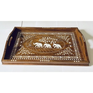 ถาดไม้สไตล์อาหรับฝังมุกอย่างหรูหราสำหรับเสิร์ฟอาหารอย่างสง่างาม - Product Image 1