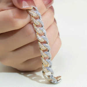 สร้อยข้อมือคิวบันลิงค์ชุบโรเดียมเงินแท้ 925 ประดับเพชรโมอิสซาไนต์ VVS ทรงบริลเลียนท์คัท สไตล์ฮิปฮอปสุดหรู สำหรับผู้ชายและผู้หญิง ทันสมัย - Product Image 3