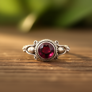 2.9 Grams <b>Garnet</b> Fine <b>Ring</b> - Product Image 3