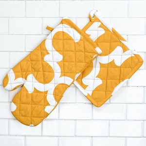 Guantes de Cocina Modernos 100% Algodón, Resistentes al Calor, Impermeables, Aptos para Lavavajillas, con Estampado Digital - Product Image 1