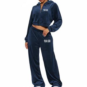 Ensemble de vêtements pour femmes en velours avec logo personnalisé, taille plus, design estival, ensembles courts, sweat-shirts, survêtement, deux pièces, vêtements pour femmes - Product Image 6