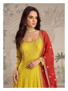 ชุดเดรส Anarkali ผ้าจอร์เจตต์เนื้อหนาคุณภาพดีเยี่ยม ประดับด้วยงานปักเลื่อมและเพชร Swarovski สำหรับผู้หญิง ใช้ในงานต้อนรับ - Product Image 2