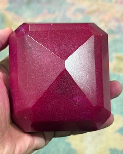 พลอยทับทิมทรงเหลี่ยมเจียระไนแบบคาโบชอง 5000 กะรัต แบบอุ่น สำหรับขายส่งจำนวนมาก เหมาะสำหรับทำเครื่องประดับ - Product Image 2