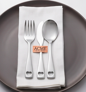 Ensemble de couverts en argent fini, design simple avec manche en forme de cœur, pour la salle à manger, la cuisine, la décoration de table et les cadeaux - Product Image 3