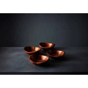 Ensemble de saladiers décoratifs en bois naturel, faits à la main, écologiques, classiques, personnalisables, finition lisse, aspect luxueux de studio - Product Image 5