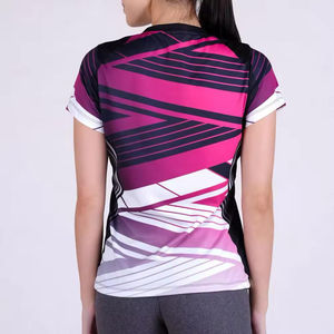 Camiseta de Mujer Sublimada de Moda con Diseño Personalizado, Camiseta Ligera Estampada de Verano, Camiseta Urbana con Estampado Personalizado - Product Image 2