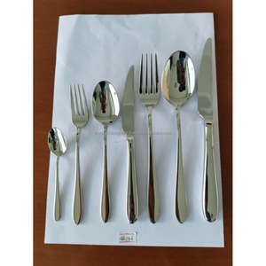 Juego de Cubiertos Metálicos para Restaurante, Juego de 5 Piezas de Acero Inoxidable, Juego de Cubiertos con Acabado Espejo, Aptos para Contacto con Alimentos - Product Image 3