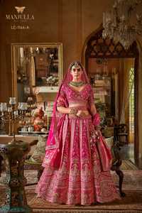 Rivaayat House présente un Lehenga Choli moderne en mousseline de soie et plumes, richement orné, longueur ras du sol, silhouette sirène/trompette, 100% soie - Product Image 4