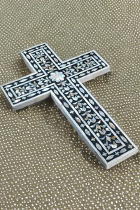 Cruz de Madera con Incrustaciones de Hueso Hecha a Mano de Primera Calidad, Pulida, Decoración Religiosa para Colgar en la Pared del Hogar, Oficina, Tienda o Iglesia por FWE - Product Image 3