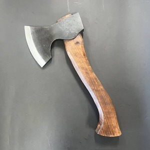 Hacha de alta calidad de grado industrial, hecha a medida, con funda de cuero y mango de madera, cabeza de acero de alto carbono de 3 pulgadas para partir leña, con espiga plana. - Product Image 3